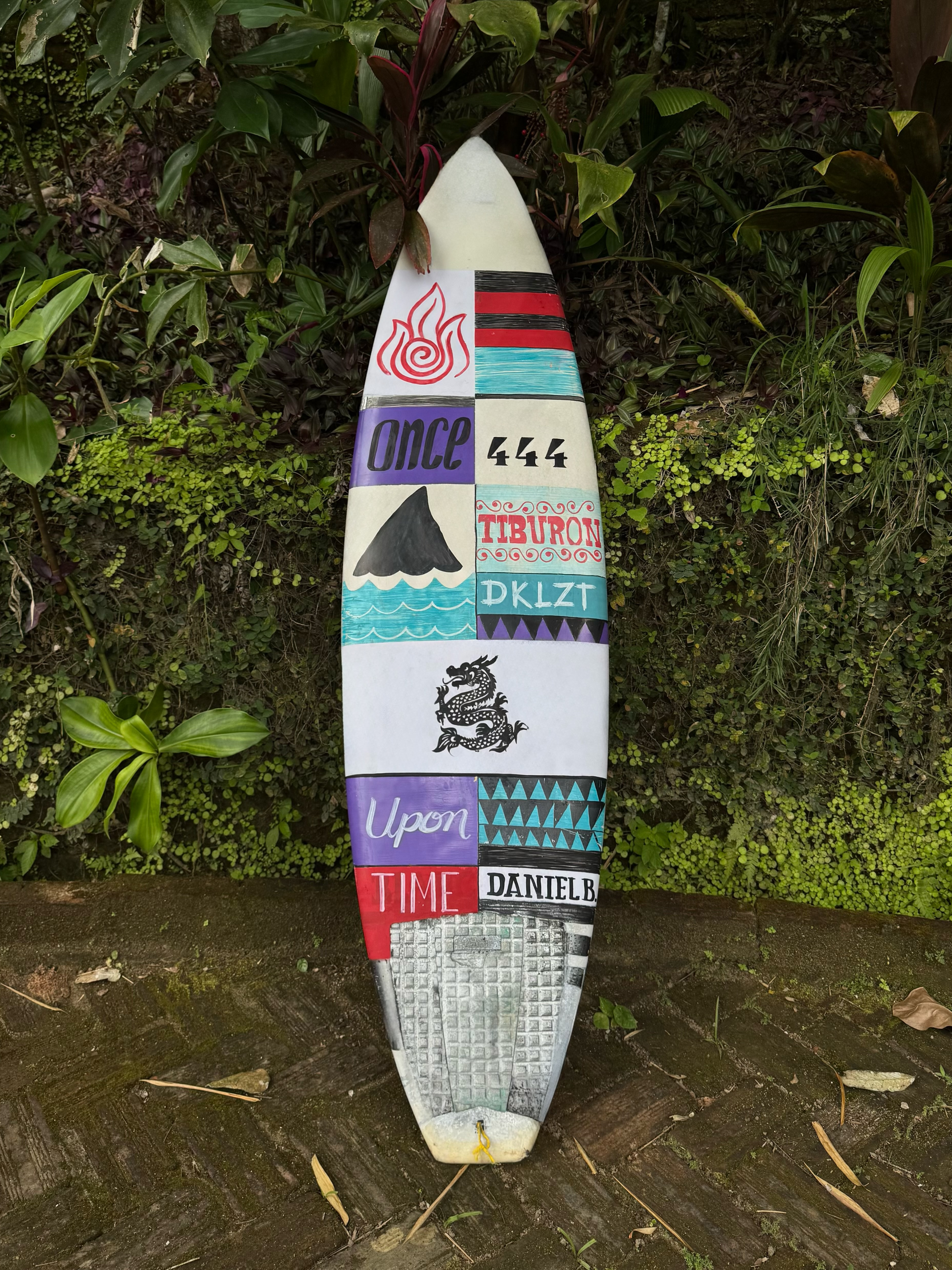 Prancha de surf pintura à mão peça única DKLZT